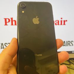 Iphone XR / 64gb 