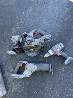 porte cable tools ---- no batteries  -  no charger 