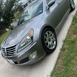 Hyundai Akuus/ Present Special.429.big Block140,000/Ml