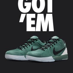 Kobe 4 Protro “Girl Dad”