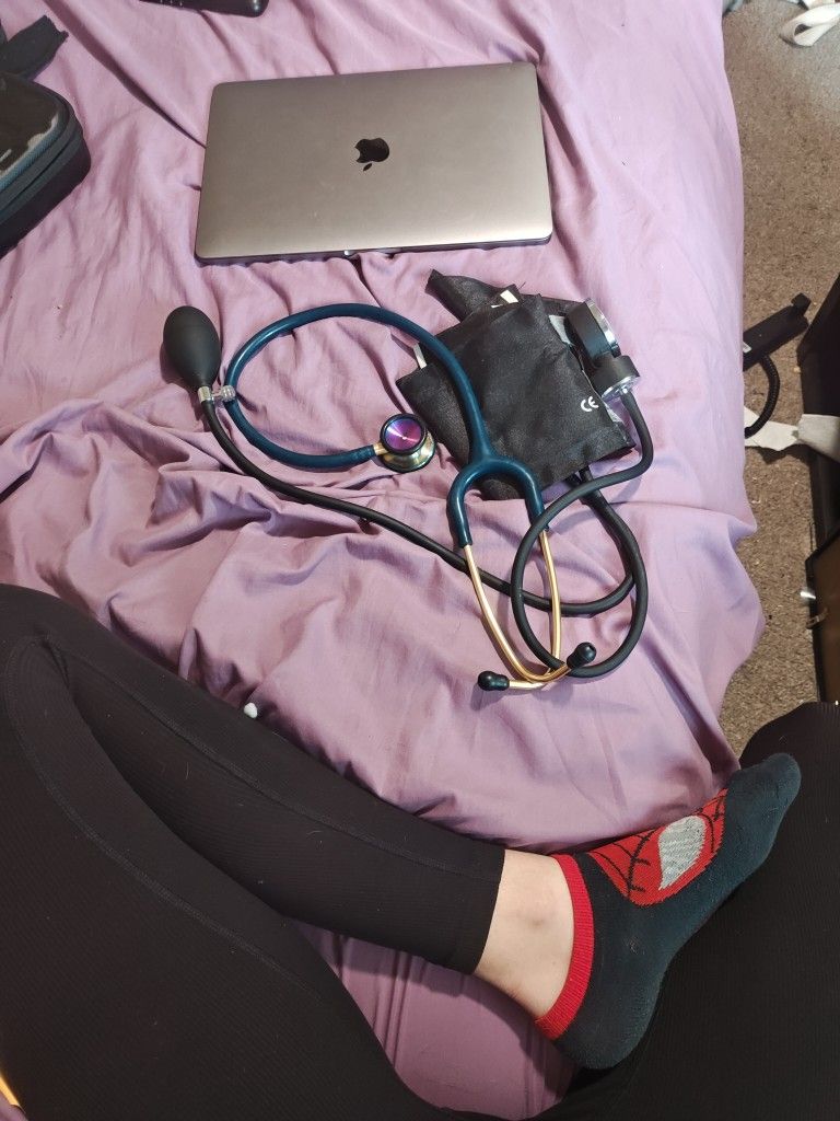 Littmann stethoscope + manual blood pressure cuff