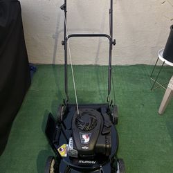 Murray 20 in. 125 cc Briggs & Stratton Walk Behind Gas Push Lawn Mower with 4 Wheel Height Adjustment and Prime 'N Pull Start USED LIKE NEW