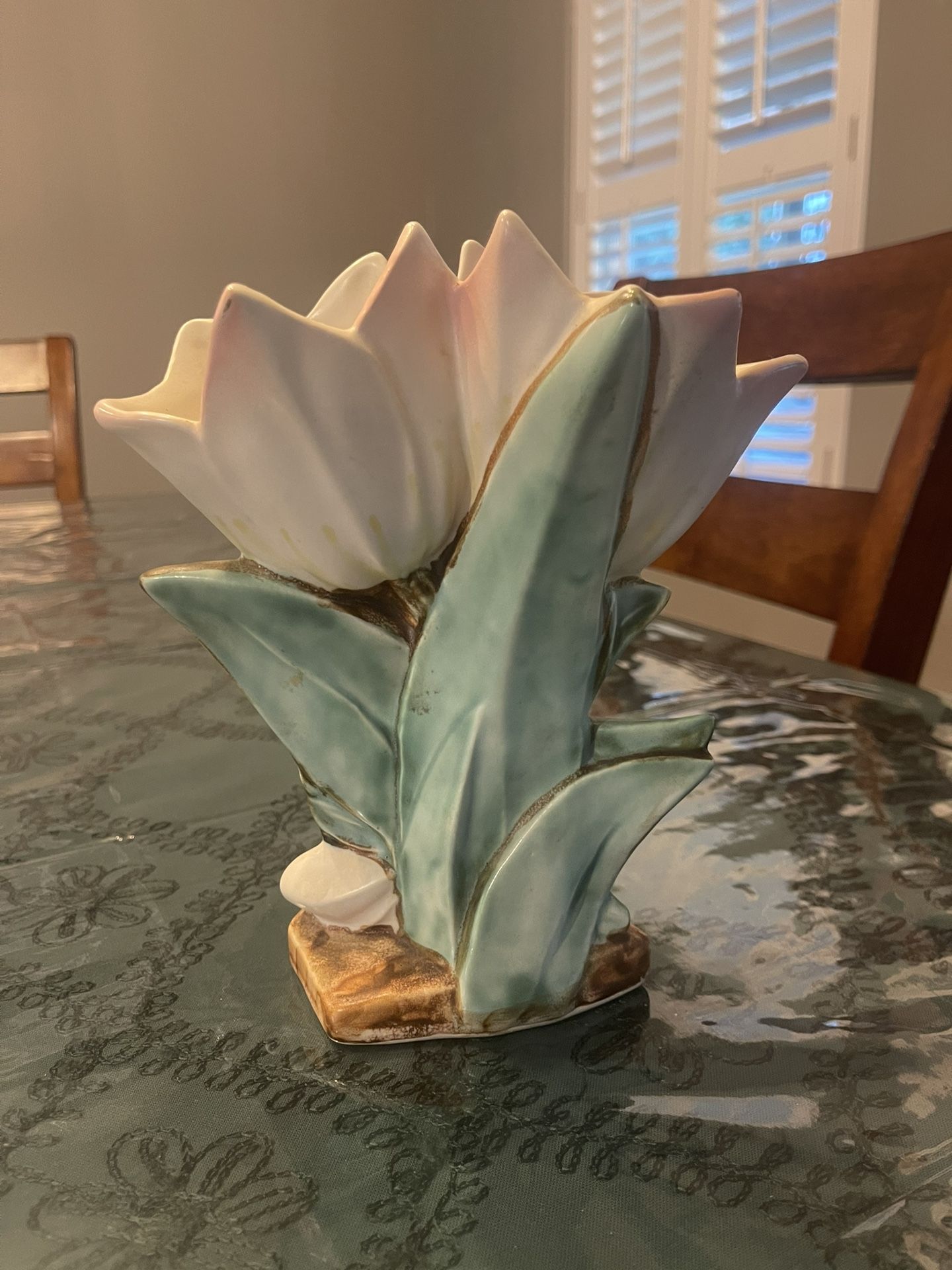 Vintage McCoy Double Tulip