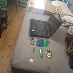 USED LAPTOP VISTA 8 MISSING BATTERY N OTHER PARTS ESPERE