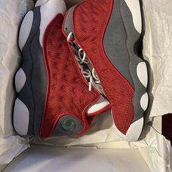 New Red Flint 13s Size 8 
