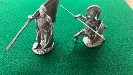 Tin spartan and knight soldier in painted
