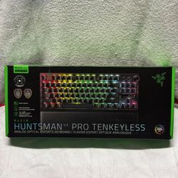 Razer Huntsman v3 Pro Tenkeyless Gaming Keyboard