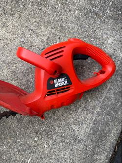 Black & Decker 17 inch electric hedge trimmer