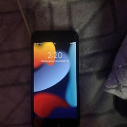 black iphone 7 (unlocked)
