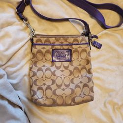 Coach Signature Khaki & Purple Poppy Crossbody Swingpack