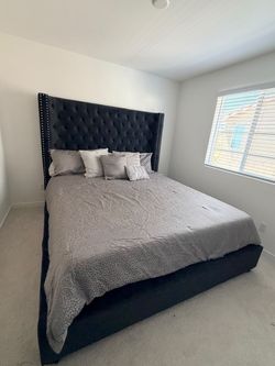 King Black bed frame and mattress