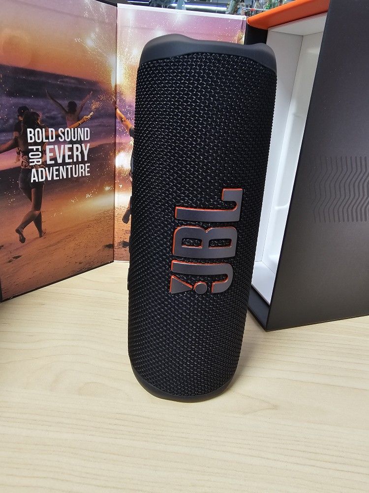 JBL SPEAKER Flip6 New In Box. Firm Price. Store Pick Up Only.