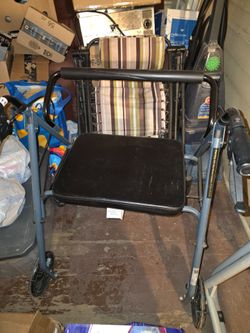 Wheeled Walker with Seat