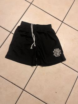 EE shorts