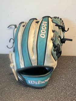 Wilson A2000 Infielder’s Glove