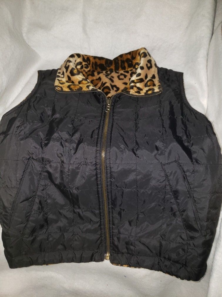 Jr-s. com Reversible Black Puffer Vestw