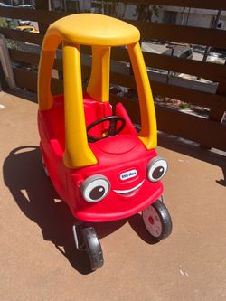 Little Tikes Cozy Coupe baby car