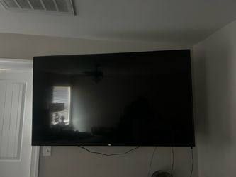 Vizio M Series Qled 70 inch 4K  TV