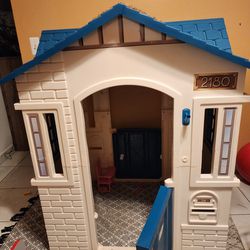 Kids Playhouse.only Used Inside Home