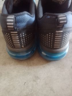 Men's Nike Air Max Shoes Size 10.5