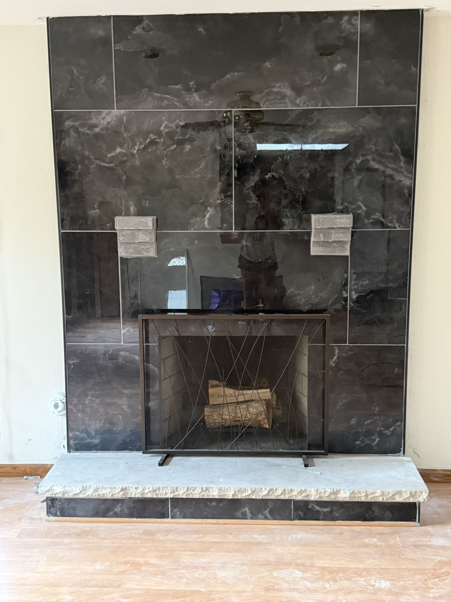 Maximo Onyx Noir Porcelain tile 24x48