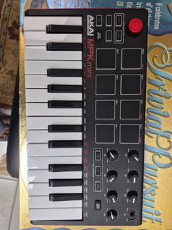 Akai mpk mini Controller