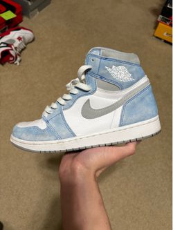 Size 9.5 - Nike Air Jordan 1 Retro OG High Hyper Royal White with box