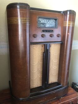 Antique Tube Radio from the 1930’s