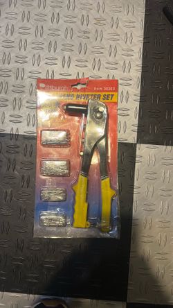 Hand Riveter Set