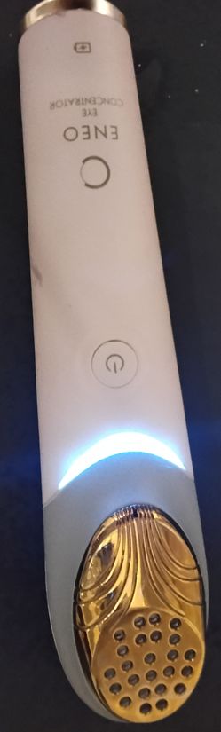 Red light therapy by Eneo , blue light therapy