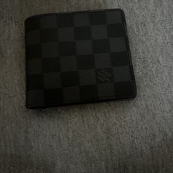 Louis vuttion Wallet 