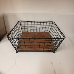 Kitchen/bathroom Basket 