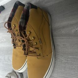 3 Pairs Of Men Vans And Converse All Size 11.5