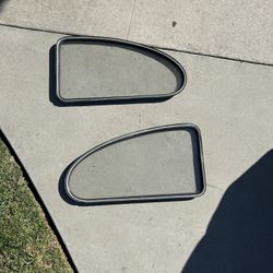 Volkswagen Beetle Quarter Glass Windows