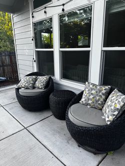 Outdoor patio furniture