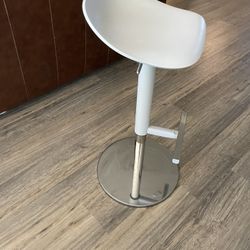 Adjustable Bar Stool