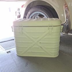 Vintage Military Food Carrier Ice Chest Exellent Condition Firm 