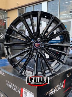 24' WHEELS WITH TIRES