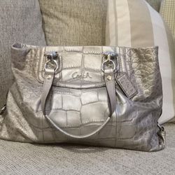 Coach Ashley Crocodile Embossed Metallic Silver Leather Shoulder Bag. 