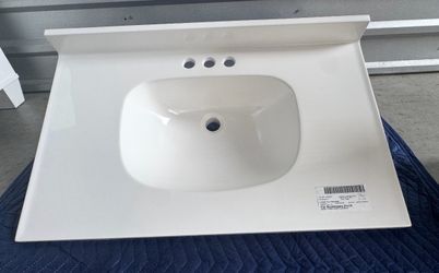 NEW 31" x 19" White Cultured Marble Vanity Top with Integrated Sink