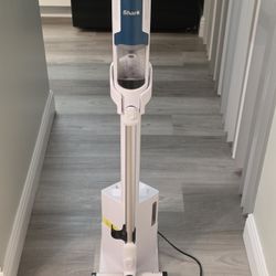 Shark Clean & Empty Cordless Stick Vacuum & Auto-Empty System BU3521