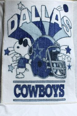 Dallas Cowboys w/ Snoopy as " Joe Cool"