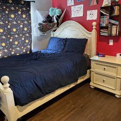 Queen Size Bedroom Suite