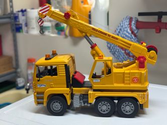 Bruder Crane Toy Truck