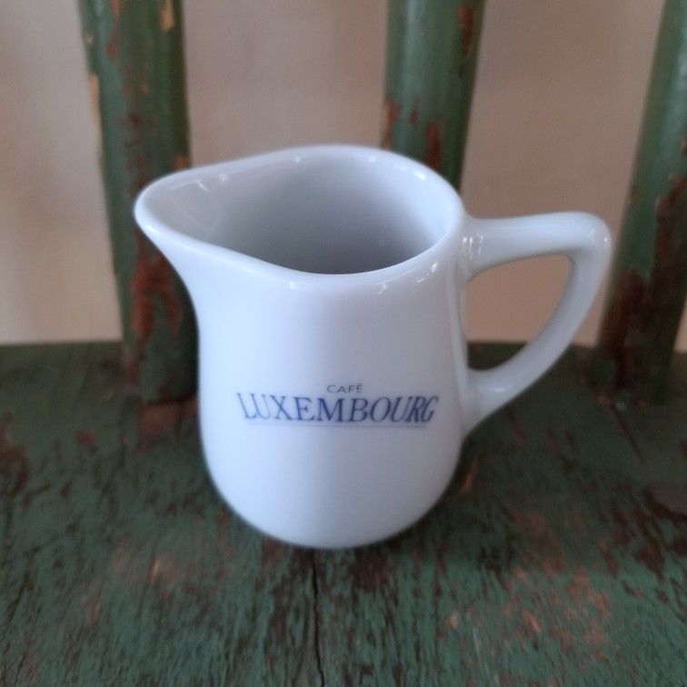S.P.M. WALKURE BAYREUTH Porzellan Blue And White Porcelain Restaurant Creamer Cafe Luxembourg In Amsterdam, Made In Germany