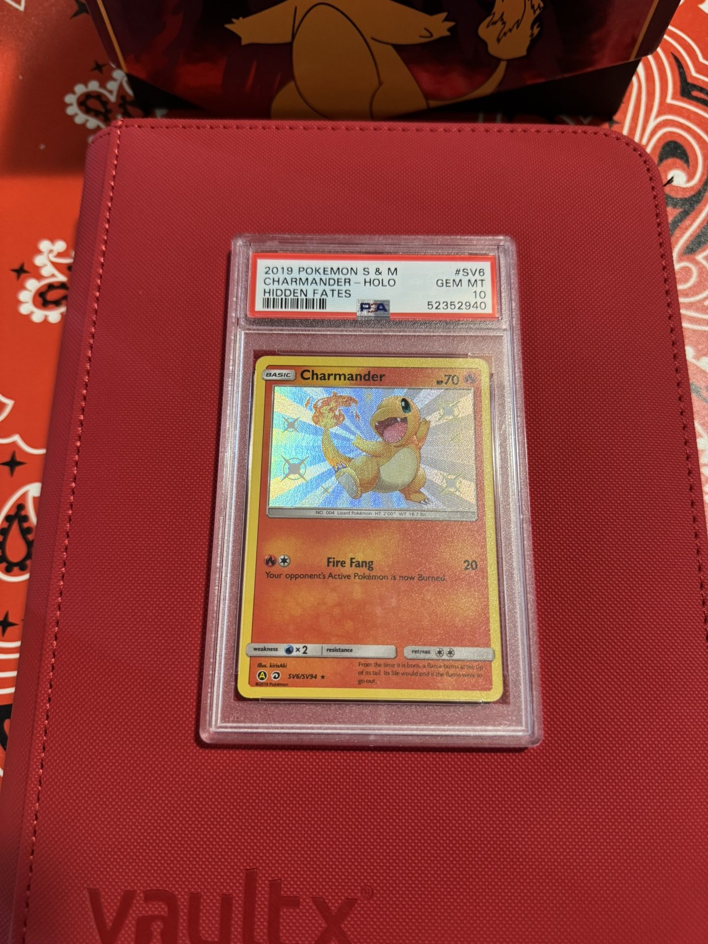 PSA 10 2019 POKEMON SUN & MOON HIDDEN FATES Charmander-Holo