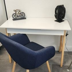 Desk & Chair Combo