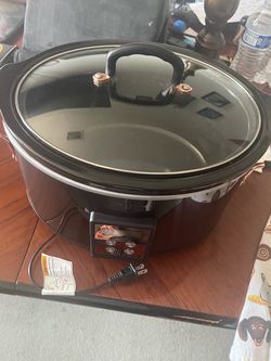 Digital three-piece crockpot,