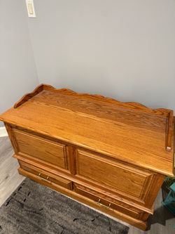 Oak Wood Cedar Chest Storage Trunk