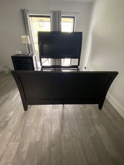 Queen Bed Frame With Headboard